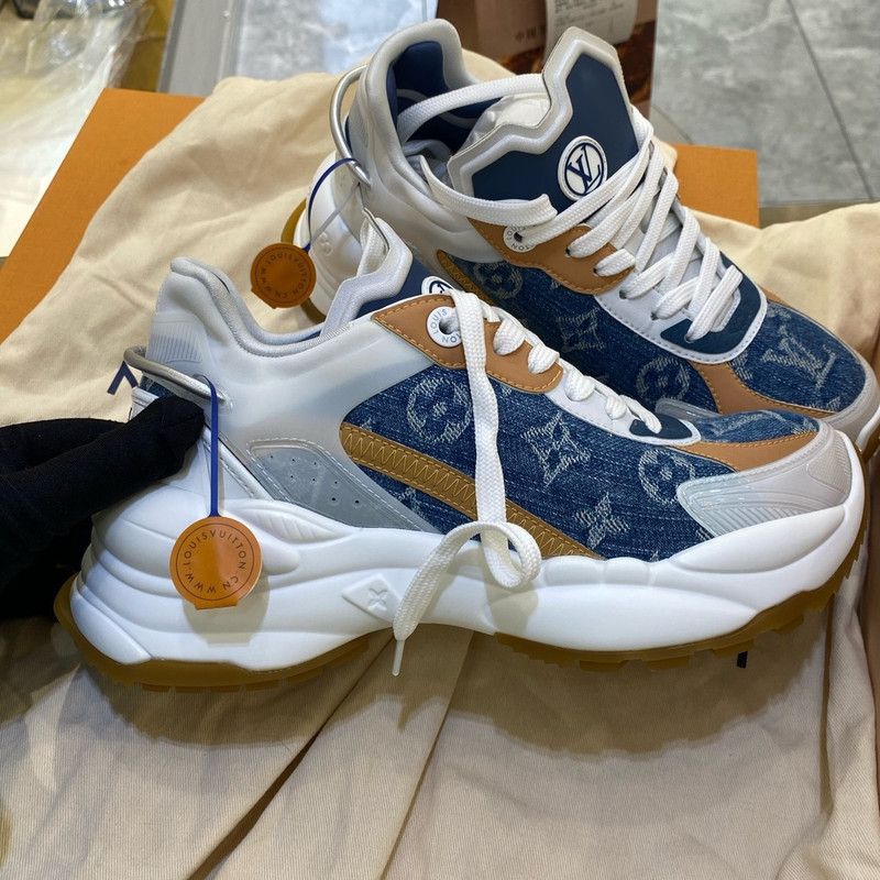 Louis Vuitton Louis Vuitton Run 55 Blue Low-Top Sneakers 0079 Size US 6 / IT 36 - 10 Thumbnail