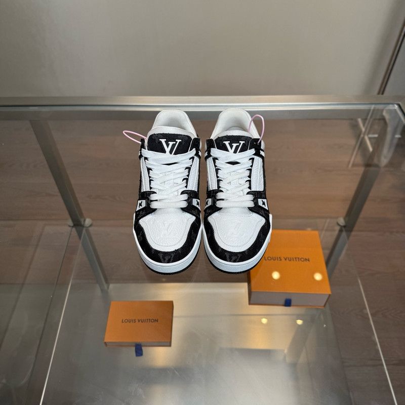 Louis Vuitton Louis Vuitton Trainer Black and White Low-Top Sneakers 0079 Size US 6 / IT 36 - 6 Thumbnail