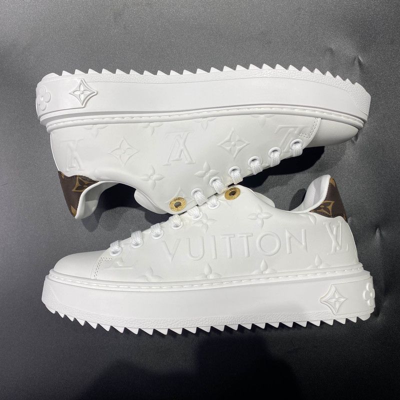 Louis Vuitton Louis Vuitton Time Out White Leather Sneakers 0079 Size US 5 / IT 35 - 7 Thumbnail