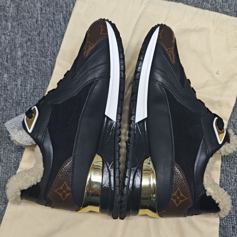 Louis Vuitton Louis Vuitton Run Away Casual Sneakers for Women 0079 Size US 6 / IT 36 - 7 Thumbnail