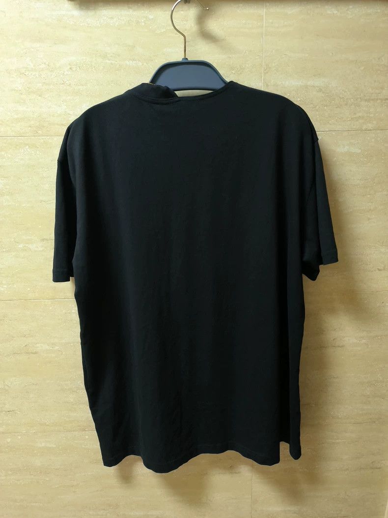Givenchy Givenchy Baroque Pearl Pendant T-shirt Size US M / EU 48-50 / 2 - 2 Thumbnail