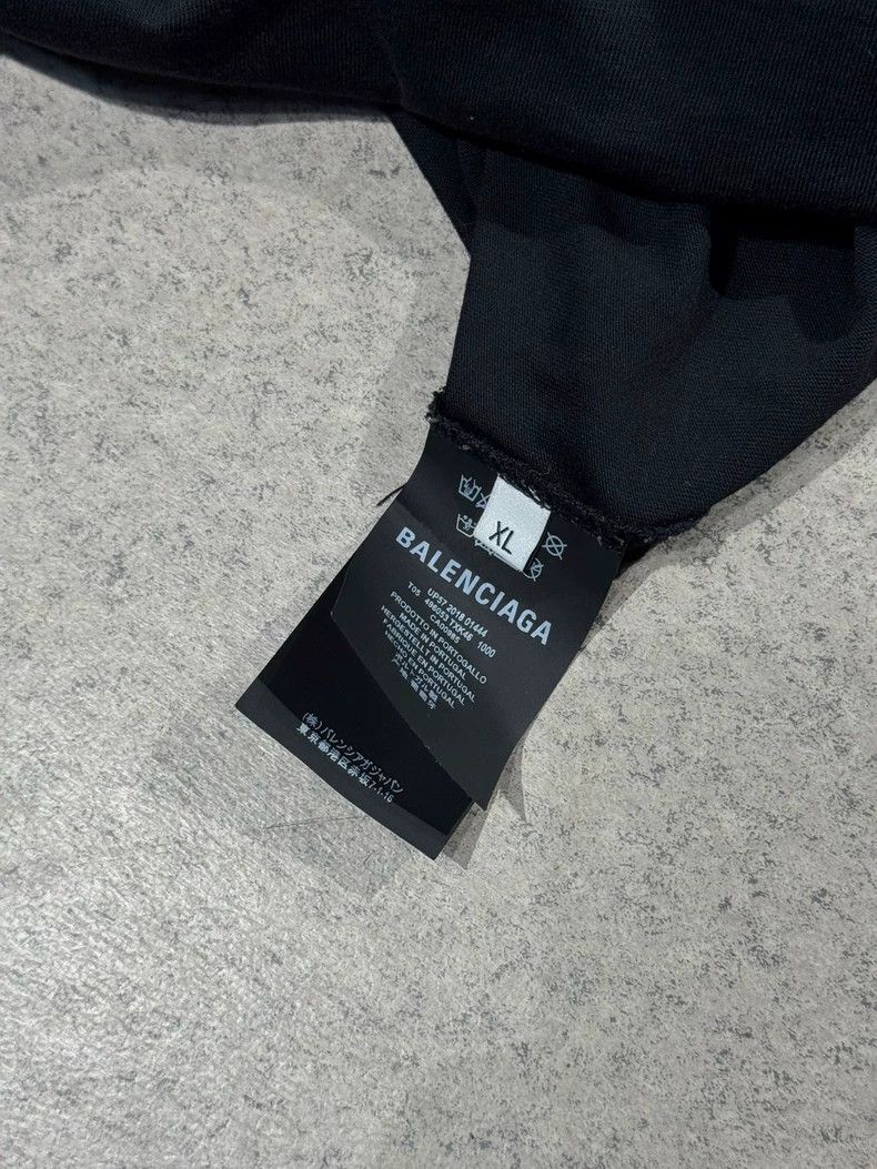 Balenciaga Balenciaga FW24 Back Embossed Black T-Shirt Size US XL / EU 56 / 4 - 3 Thumbnail
