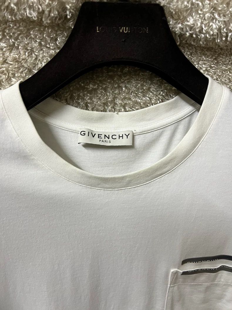 Givenchy Givenchy Men's Short Sleeve T-Shirt Size US L / EU 52-54 / 3 - 3 Thumbnail