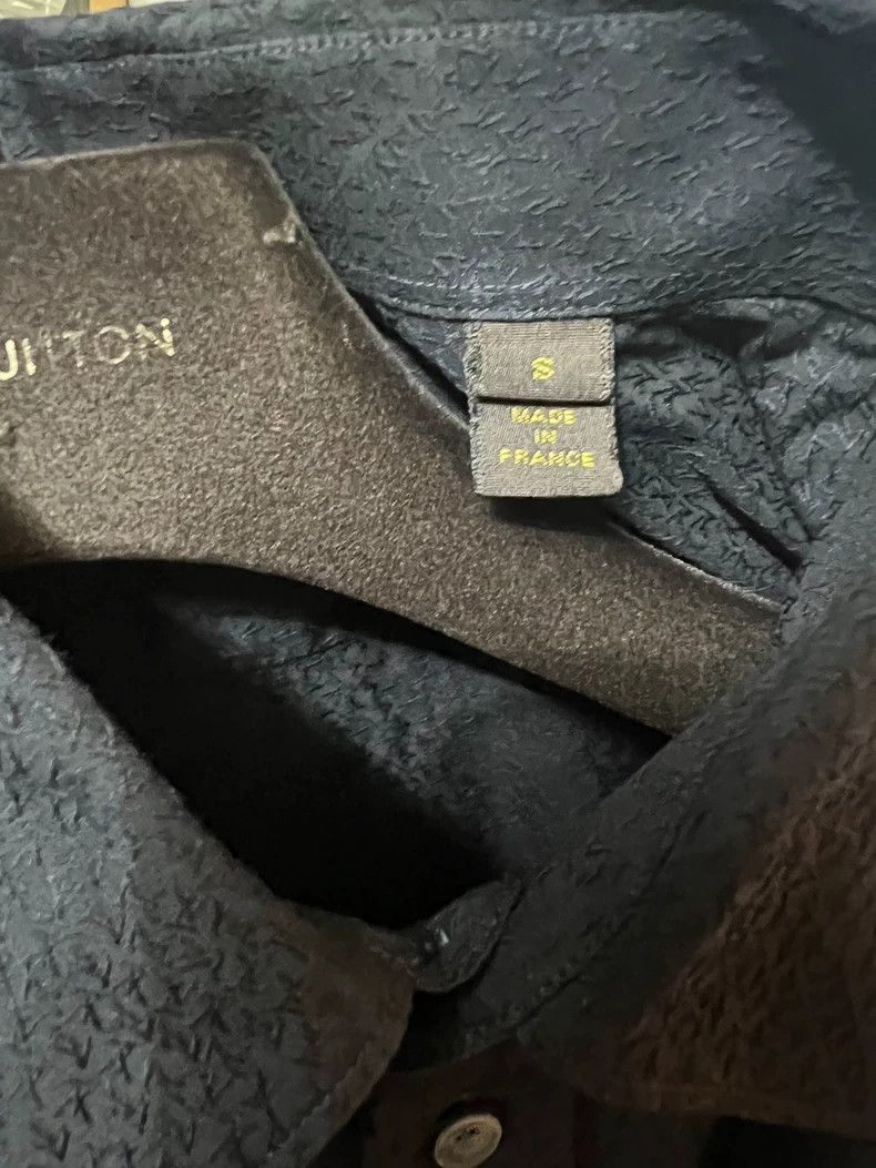 Louis Vuitton Louis Vuitton Men's Star Logo Shirt Size US S / EU 44-46 / 1 - 4 Thumbnail