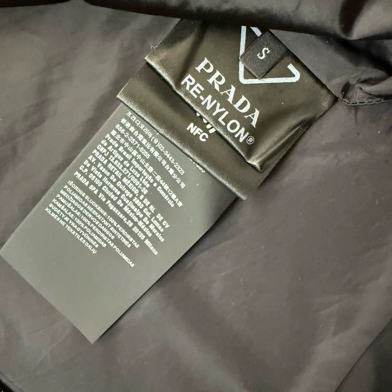 Prada PRADA SS22 Re-Nylon Zip-Up Jacket Size US S / EU 44-46 / 1 - 5 Thumbnail