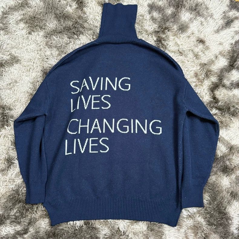 Balenciaga Balenciaga WFP Collaboration Turtleneck Sweater Size US L / EU 52-54 / 3 - 2 Thumbnail