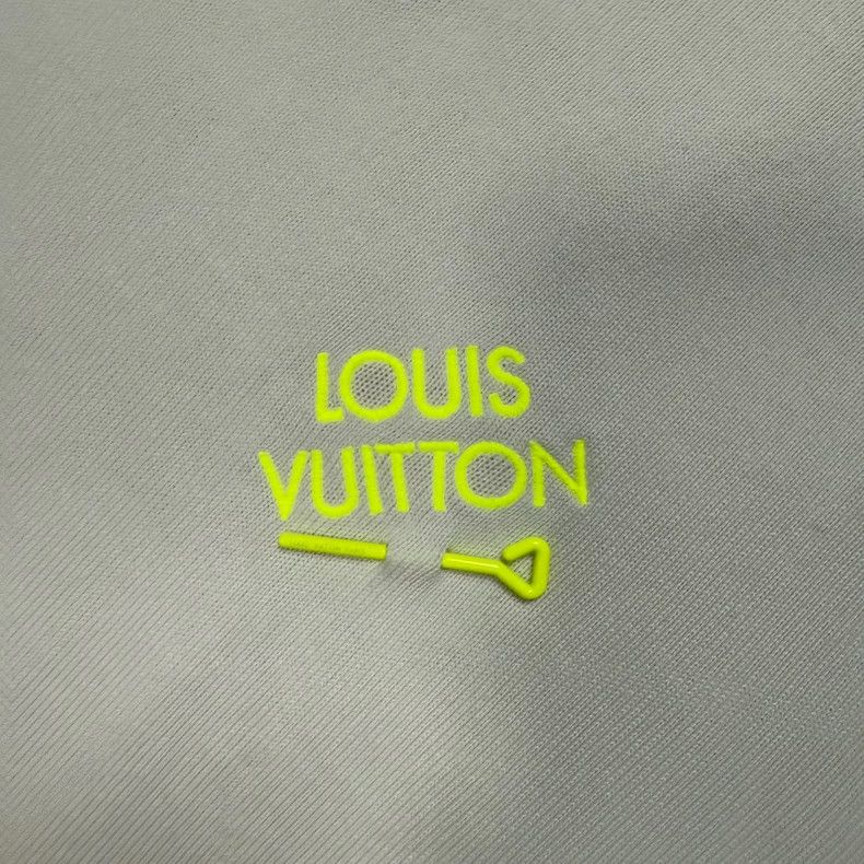 Louis Vuitton Louis Vuitton White Embroidered Knit Top Size US XL / EU 56 / 4 - 2 Thumbnail