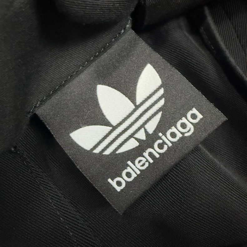 Balenciaga Balenciaga Adidas Striped Track Pants Size US 44 / EU 60 - 3 Thumbnail