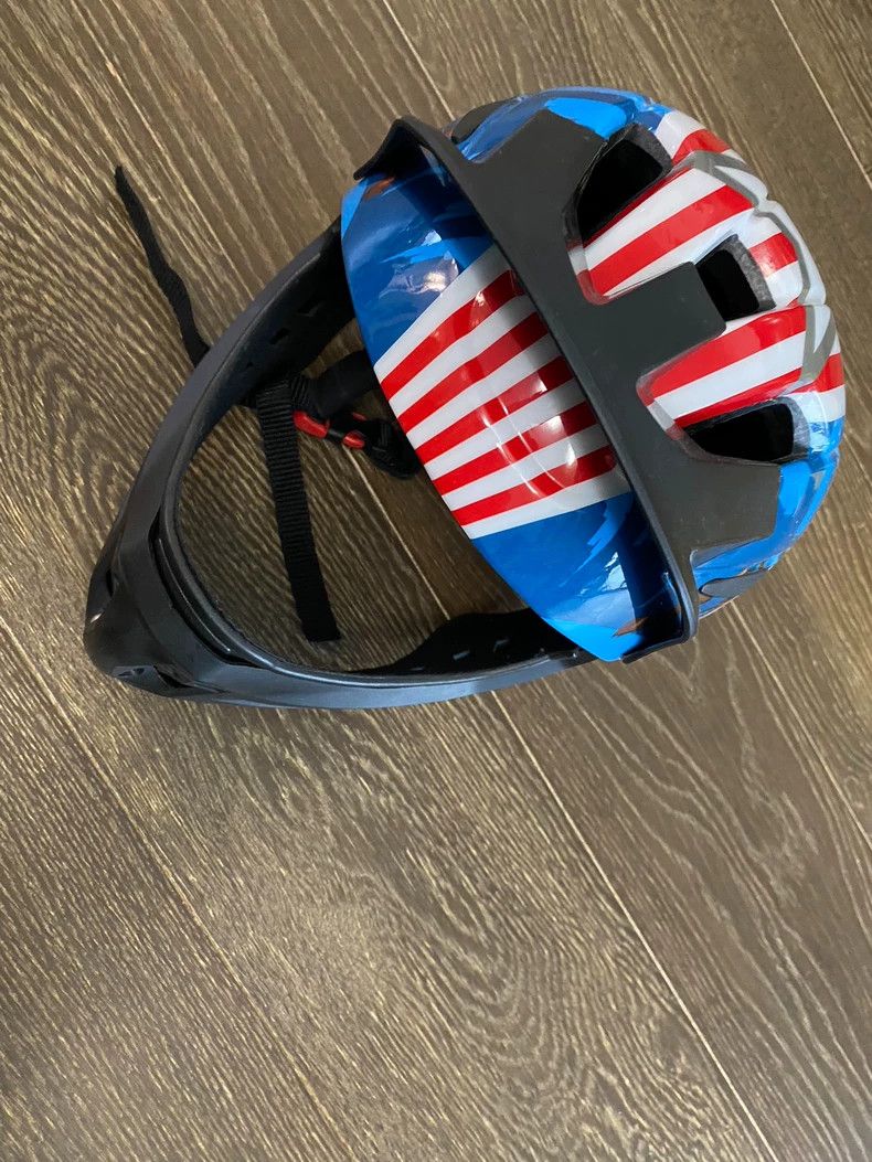 Japanese Brand KUNDO Children's Cycling Skateboard Helmet Size ONE SIZE - 7 Thumbnail