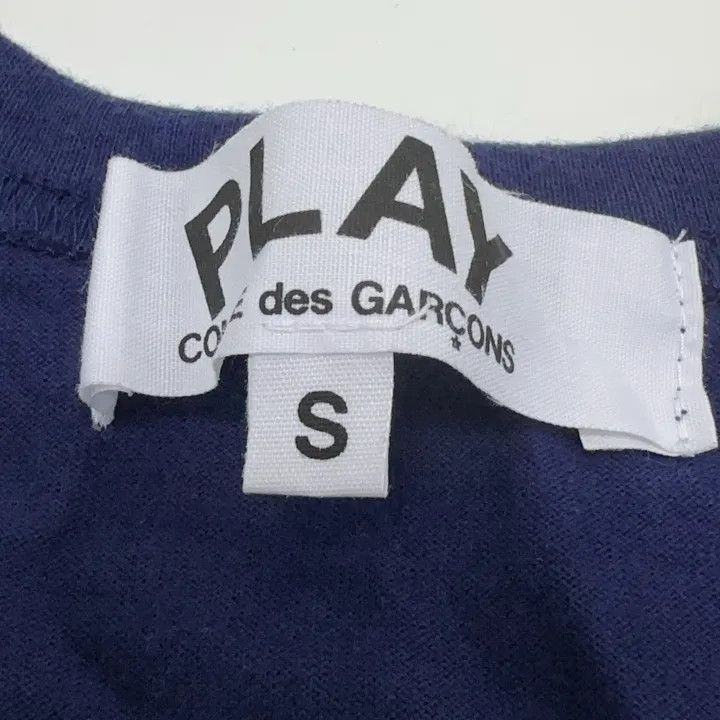 Comme des Garcons PLAY Comme des Garçons Play Heart Print T-Shirt 0079 Size S / US 4 / IT 40 - 4 Thumbnail