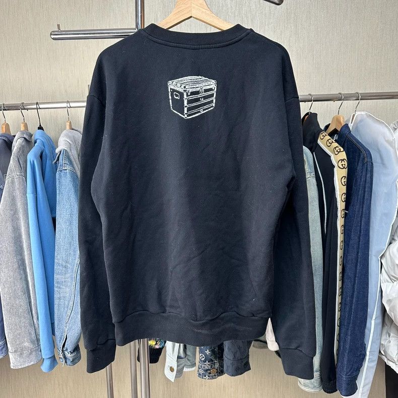 Louis Vuitton LOUIS VUITTON FW23 Logo Embroidered Sweatshirt Size US XL / EU 56 / 4 - 2 Thumbnail