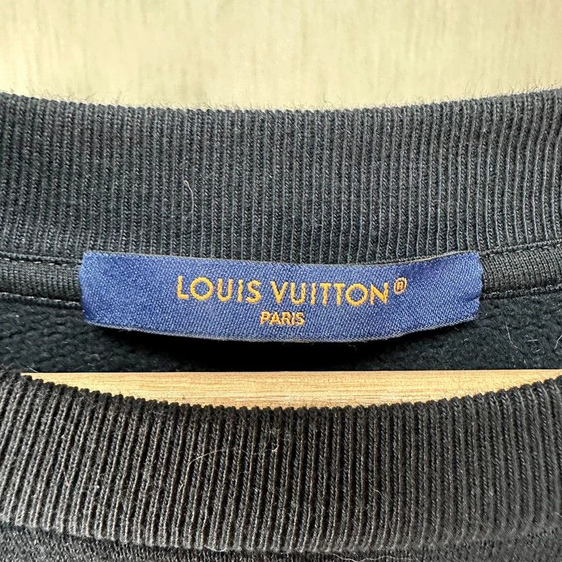 Louis Vuitton LOUIS VUITTON FW23 Logo Embroidered Sweatshirt Size US XL / EU 56 / 4 - 4 Thumbnail