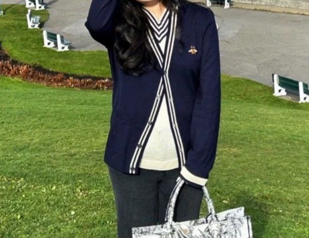 Gucci Gucci Navy Bee Cardigan Sweater Size US XL / EU 56 / 4 - 8 Thumbnail