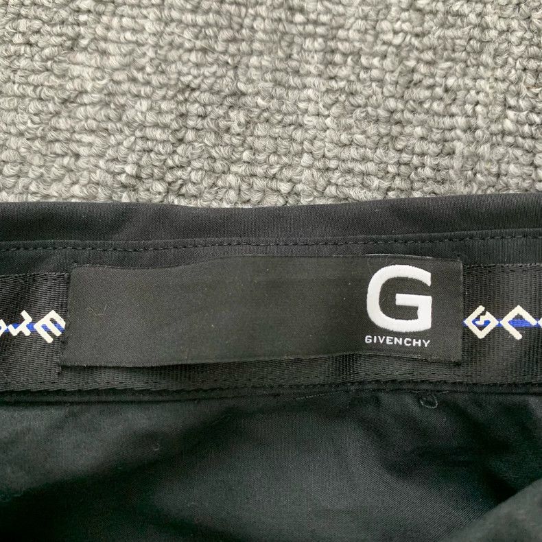 Givenchy Givenchy Black Logo Hem Shirt Jacket Size US XL / EU 56 / 4 - 3 Thumbnail
