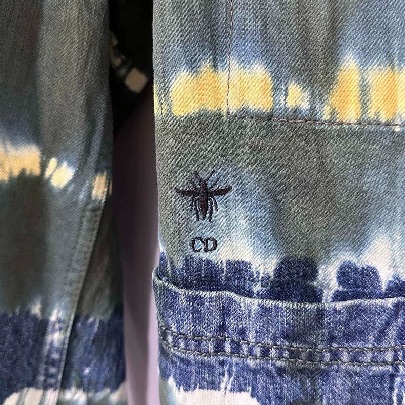 Dior Dior Tie-Dye Denim Jacket with Bee Logo Size US M / EU 48-50 / 2 - 4 Thumbnail