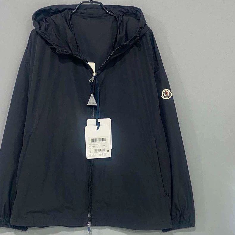 Moncler Moncler Logo Hooded Windbreaker Jacket Size US L / EU 52-54 / 3 - 2 Thumbnail