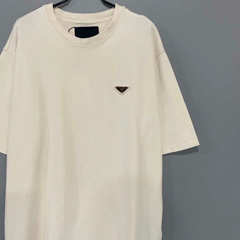 Prada Prada Gold Triangle Logo Short Sleeve T-shirt Size US L / EU 52-54 / 3 - 2 Thumbnail