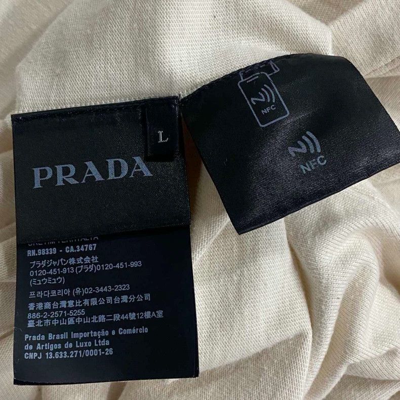 Prada Prada Gold Triangle Logo Short Sleeve T-shirt Size US L / EU 52-54 / 3 - 6 Thumbnail
