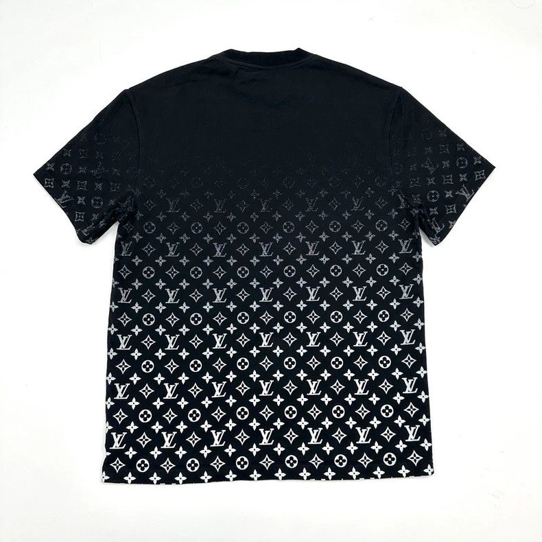 Louis Vuitton Louis Vuitton Gradient Logo Short Sleeve Tee Size US M / EU 48-50 / 2 - 2 Thumbnail