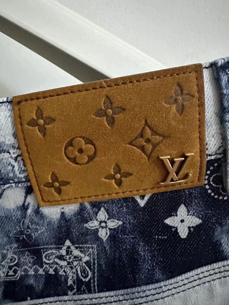 Louis Vuitton LV Tie-Dye Logo Denim Shorts Size US 34 / EU 50 - 3 Thumbnail
