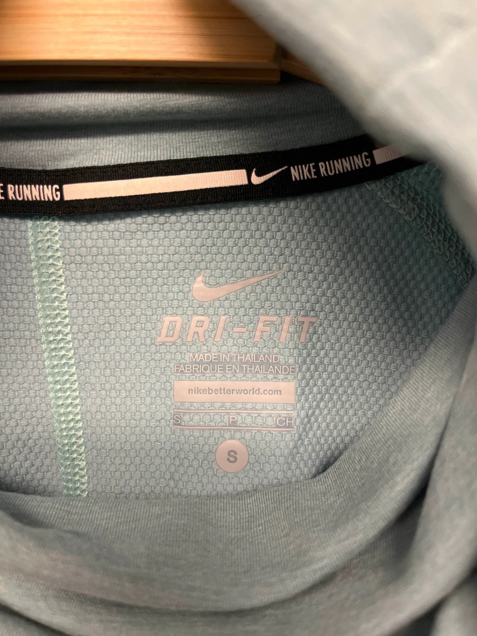 Nike Nike Running Dri-fit Sweater Size S / US 4 / IT 40 - 3 Thumbnail