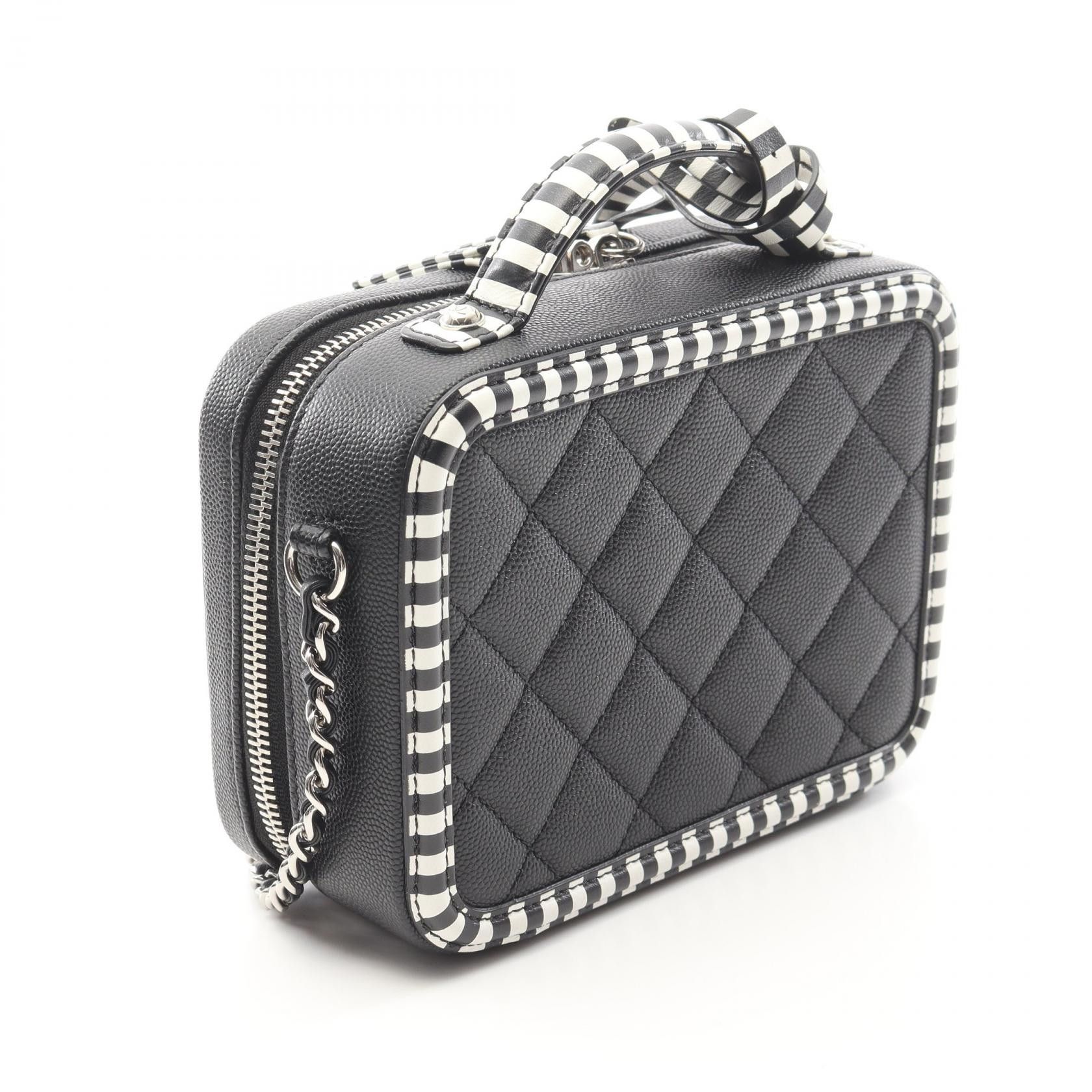 Chanel Chanel Chanel CC Filigree Grained Calfskin 2way Shoulder Bag Leather Vanity Bag A93342 Size ONE SIZE - 2 Thumbnail