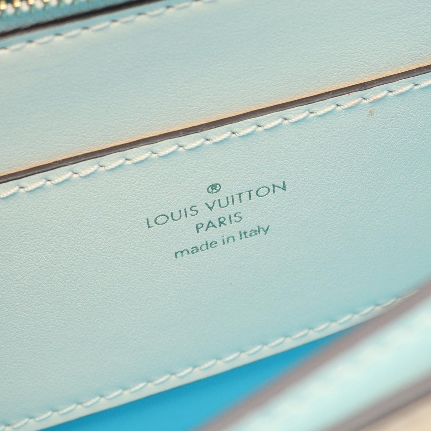 Louis Vuitton Louis Vuitton Louis Vuitton LV PONT 9 Calf Leather Shoulder Bag Leather Shoulder Bag M55950 Size ONE SIZE - 4 Thumbnail