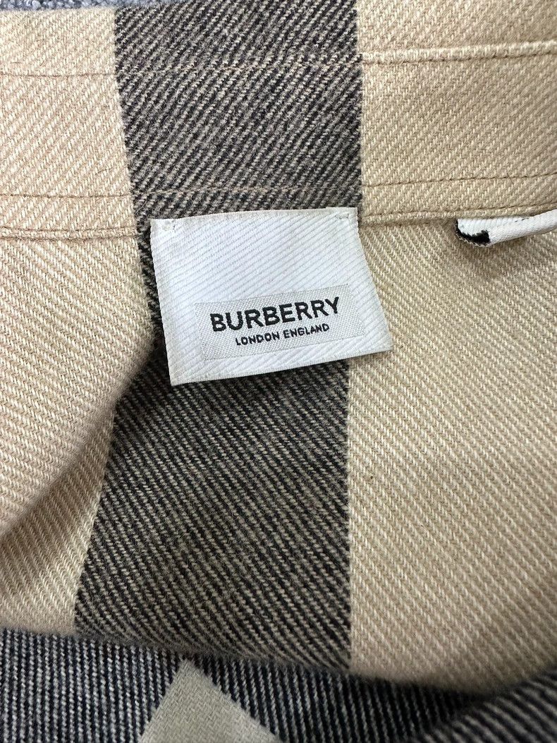 Burberry Burberry Checked Cashmere Jacket Size US M / EU 48-50 / 2 - 3 Thumbnail