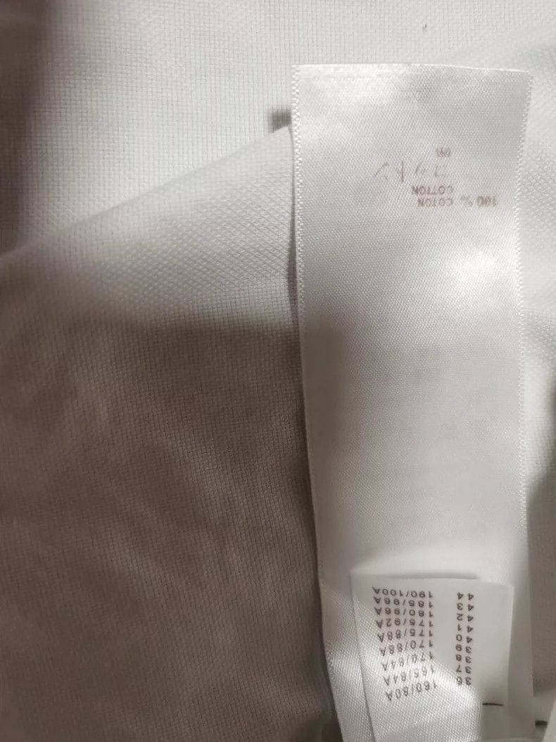 Louis Vuitton Louis Vuitton White Classic Button-Up Shirt Size US M / EU 48-50 / 2 - 6 Thumbnail