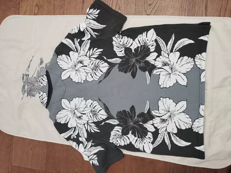 Valentino Valentino Runway Floral Short Sleeve T-Shirt Size US M / EU 48-50 / 2 - 2 Thumbnail