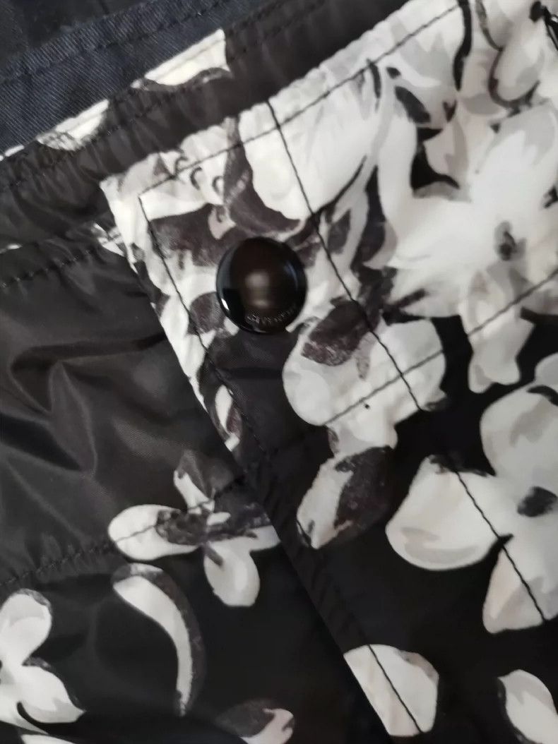 Givenchy Givenchy Floral Print Star Shorts Size US 36 / EU 52 - 3 Thumbnail