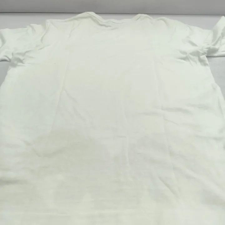 Comme des Garcons Comme des Garçons Play Red Heart Short Sleeve T-Shirt 0079 Size US M / EU 48-50 / 2 - 15 Thumbnail