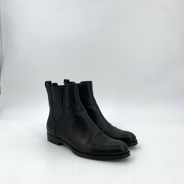 Louis Vuitton Louis Vuitton Black Baroque Ankle Boots for Women 0079 Size US 6 / IT 36 - 2 Thumbnail