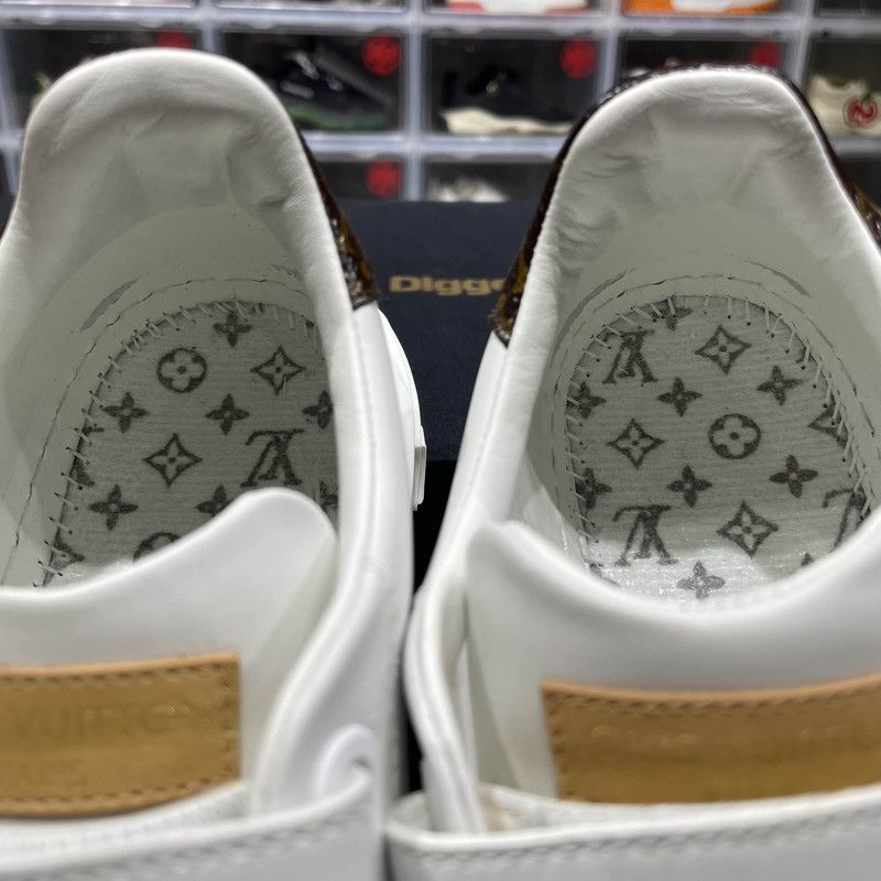 Louis Vuitton Louis Vuitton Time Out White Fashion Sneakers 0079 Size US 7 / IT 37 - 10 Thumbnail