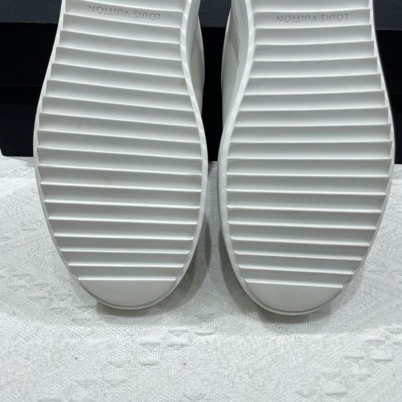 Louis Vuitton Louis Vuitton Time Out White Fashion Sneakers 0079 Size US 7 / IT 37 - 8 Thumbnail