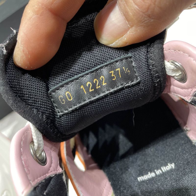 Louis Vuitton Louis Vuitton Run 55 Casual Sneakers for Women 0079 Size US 6 / IT 36 - 5 Thumbnail