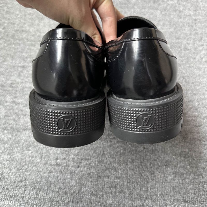 Louis Vuitton Louis Vuitton District Black Leather Loafers 0079 Size US 6 / IT 36 - 3 Thumbnail