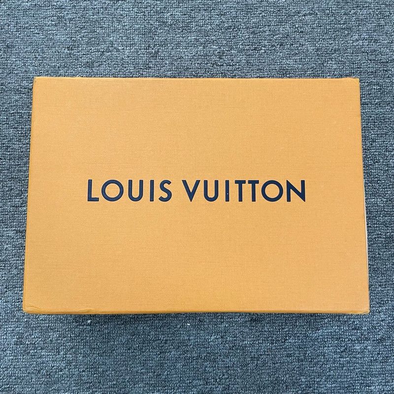 Louis Vuitton Louis Vuitton Time Out Stylish Casual Sneakers 0079 Size US 8 / IT 38 - 6 Thumbnail