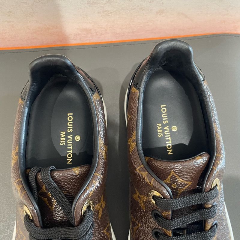 Louis Vuitton Louis Vuitton Frontrow Monogram Low-Top Sneakers 0079 Size US 8 / IT 38 - 9 Thumbnail