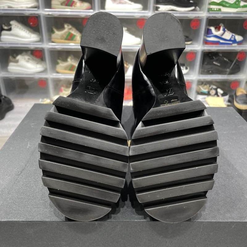 Louis Vuitton Louis Vuitton Black Leather Short Boots with Heels 0079 Size US 8 / IT 38 - 4 Thumbnail