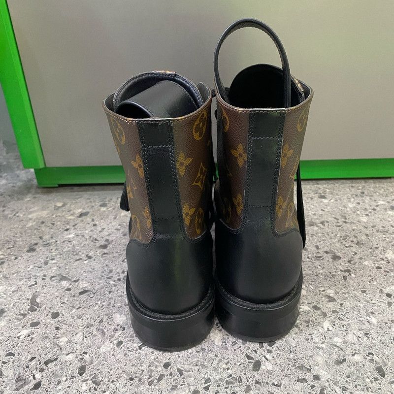 Louis Vuitton Louis Vuitton Brown Monogram Canvas Lace-Up Boots 0079 Size US 8 / IT 38 - 4 Thumbnail