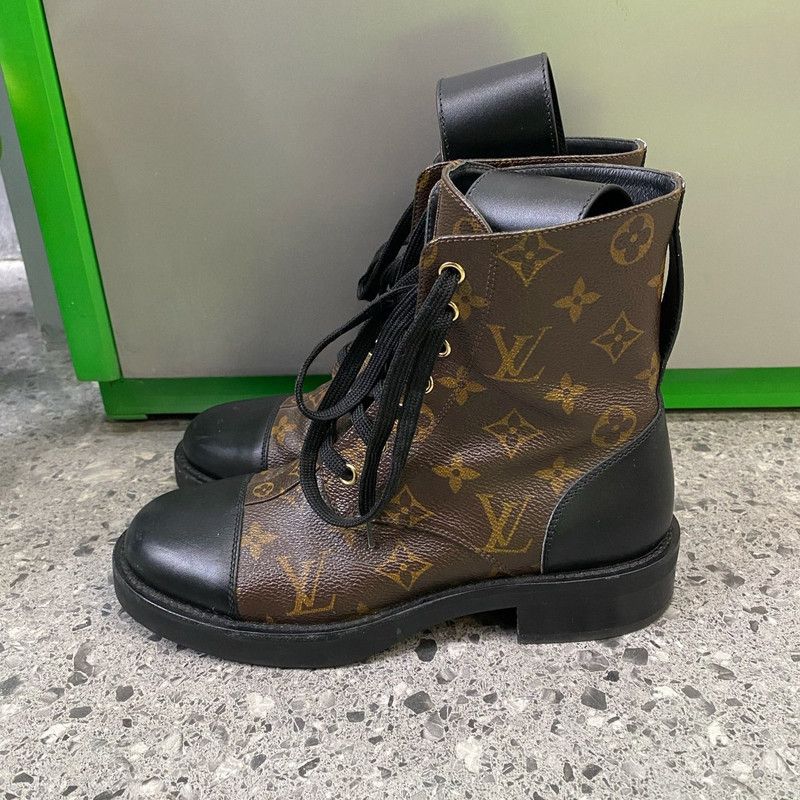 Louis Vuitton Louis Vuitton Brown Monogram Canvas Lace-Up Boots 0079 Size US 8 / IT 38 - 3 Thumbnail