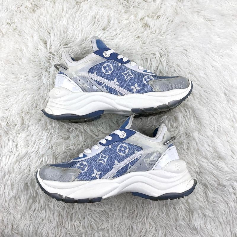 Louis Vuitton Louis Vuitton Run 55 Blue and White Sneakers 0079 Size US 8 / IT 38 - 5 Thumbnail