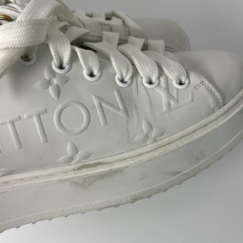 Louis Vuitton Louis Vuitton White Low-Top Fashion Sneakers 0079 Size US 8 / IT 38 - 7 Thumbnail