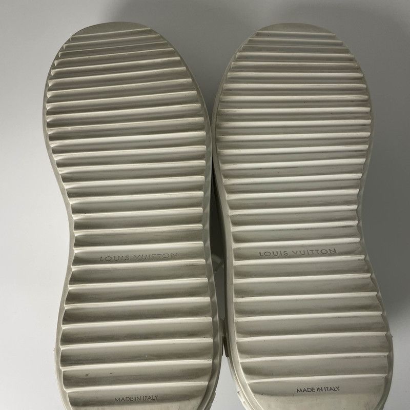 Louis Vuitton Louis Vuitton White Low-Top Fashion Sneakers 0079 Size US 8 / IT 38 - 4 Thumbnail
