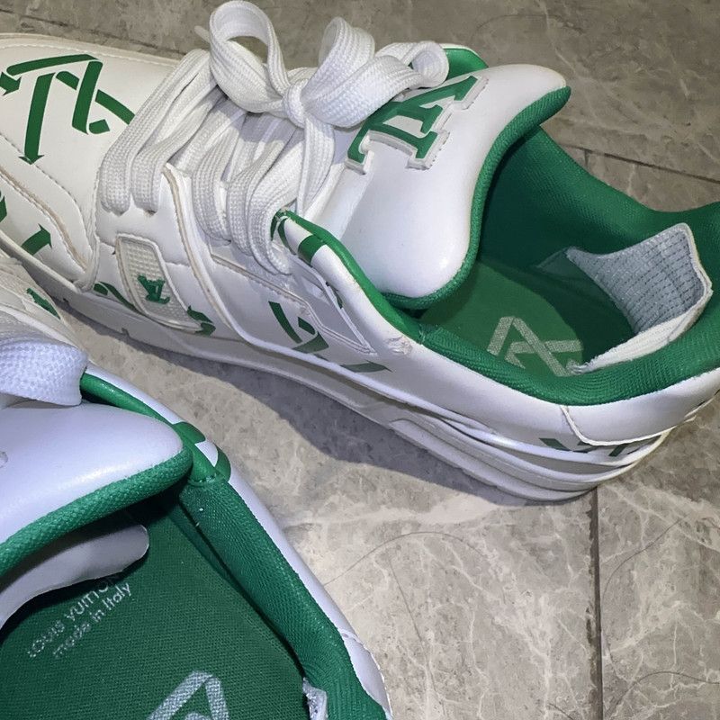 Louis Vuitton Louis Vuitton White and Green Trainer Sneakers 0079 Size US 8 / IT 38 - 7 Thumbnail