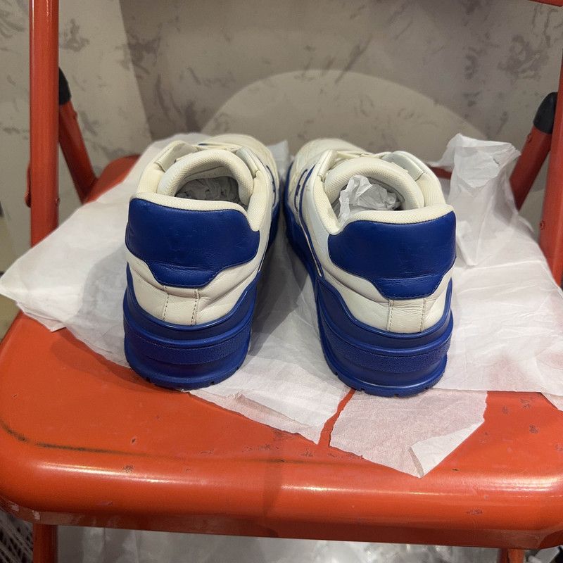 Louis Vuitton Louis Vuitton Trainer Sneakers in White and Blue 0079 Size US 4 / IT 34 - 3 Thumbnail