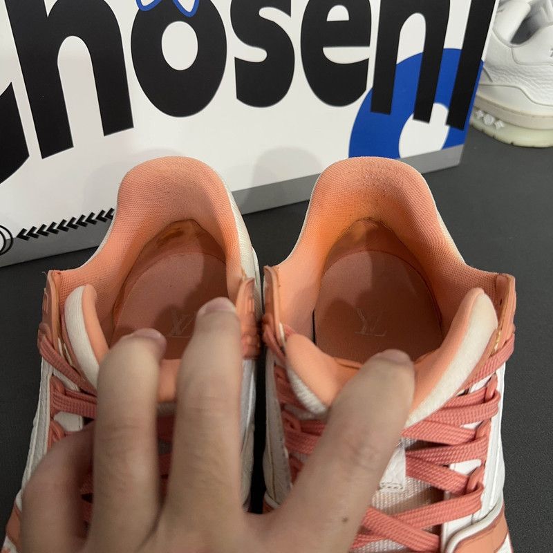Louis Vuitton Louis Vuitton Trainer Pink Low-Top Sneakers 0079 Size US 6 / IT 36 - 9 Thumbnail