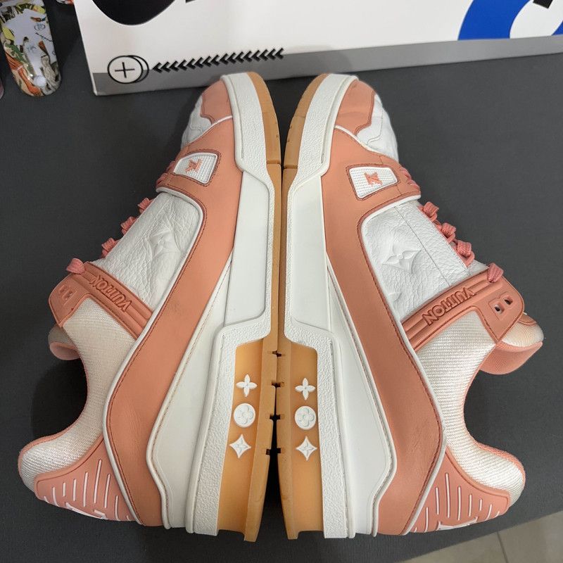 Louis Vuitton Louis Vuitton Trainer Pink Low-Top Sneakers 0079 Size US 6 / IT 36 - 8 Thumbnail