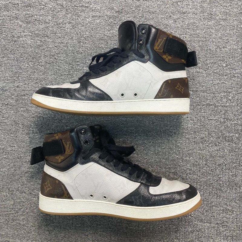Louis Vuitton Louis Vuitton Rivoli High-Top Sneakers in Black and White 0079 Size US 10 / EU 43 - 2 Thumbnail